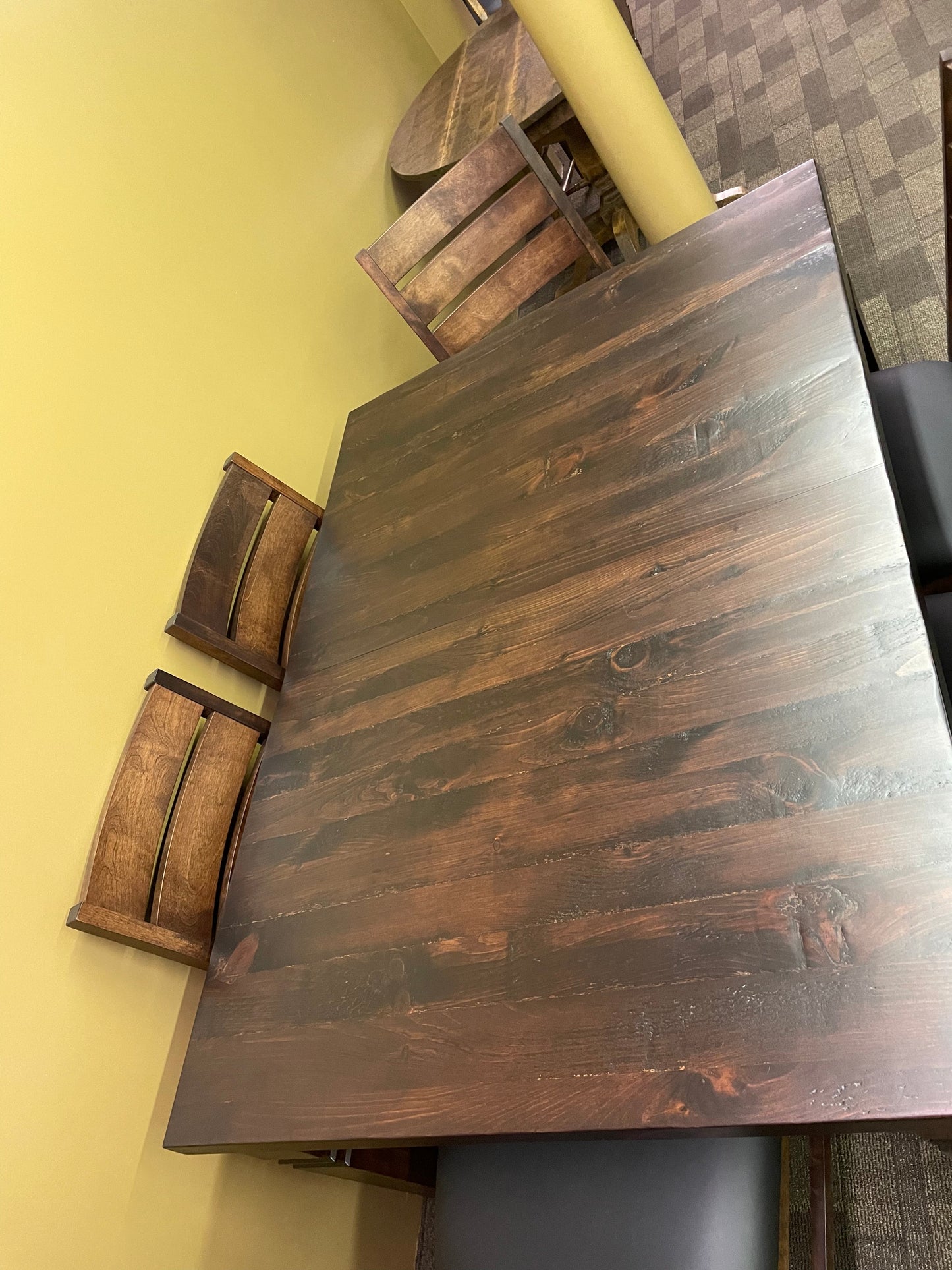 Rustic Pine R431P Harvest Table & 6 Birch 622 Chairs in Scotch Finish S-592