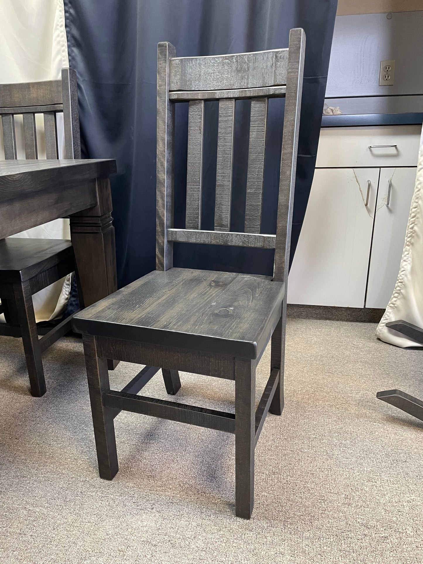 Rustic Pine R431P Harvest Table & 6 R750B Chairs in Ebony Finish S-711