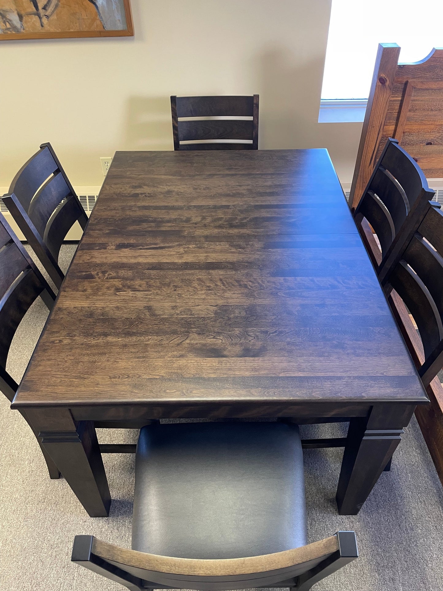 Smooth Birch D431B Harvest Table & 6 622B Chairs in Guinness Finish S-703